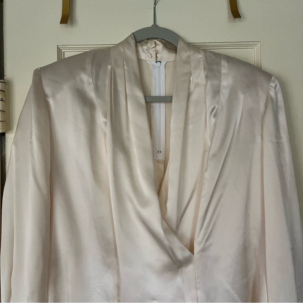 Vintage Silk Ivory Blouse - Picture 5 of 12